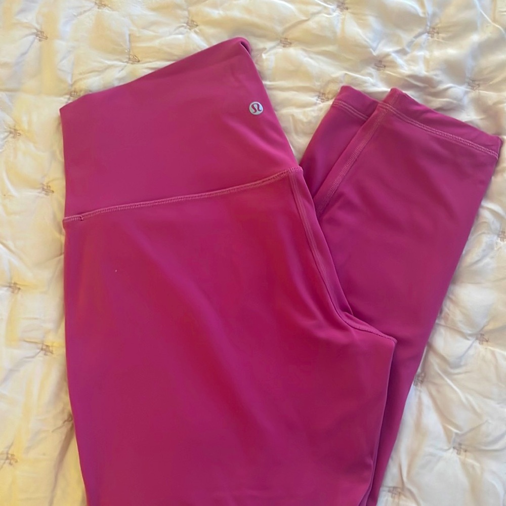 Lululemon size 12 align 25” leggings.